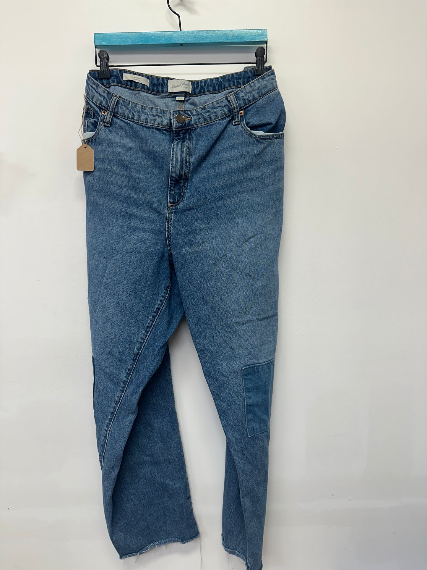 Universal Thread Asymmetrical Waist Jeans