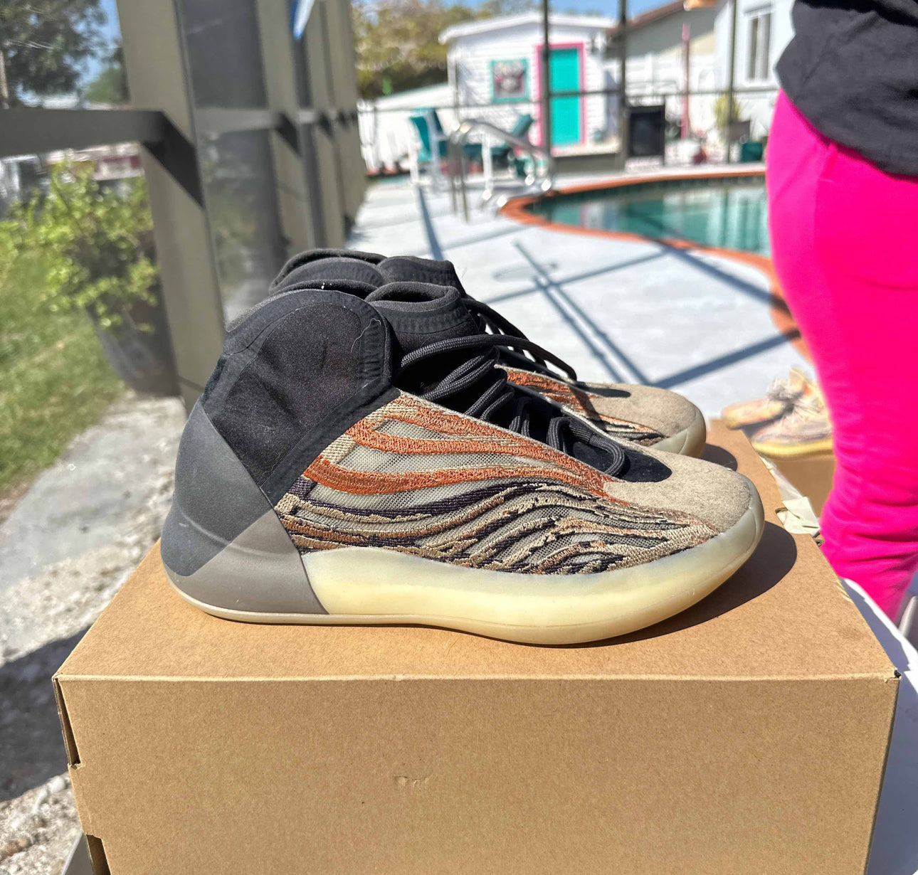 Adidas Yeezy Quantum Flash Orange