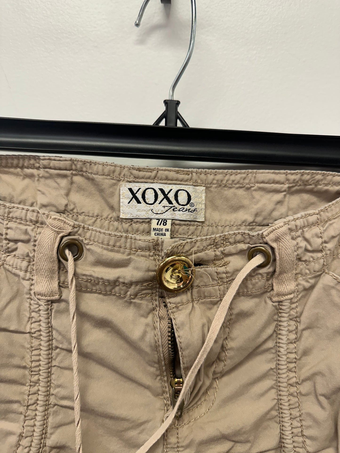 XOXO Tan Cargo Pants – Size 7/8
