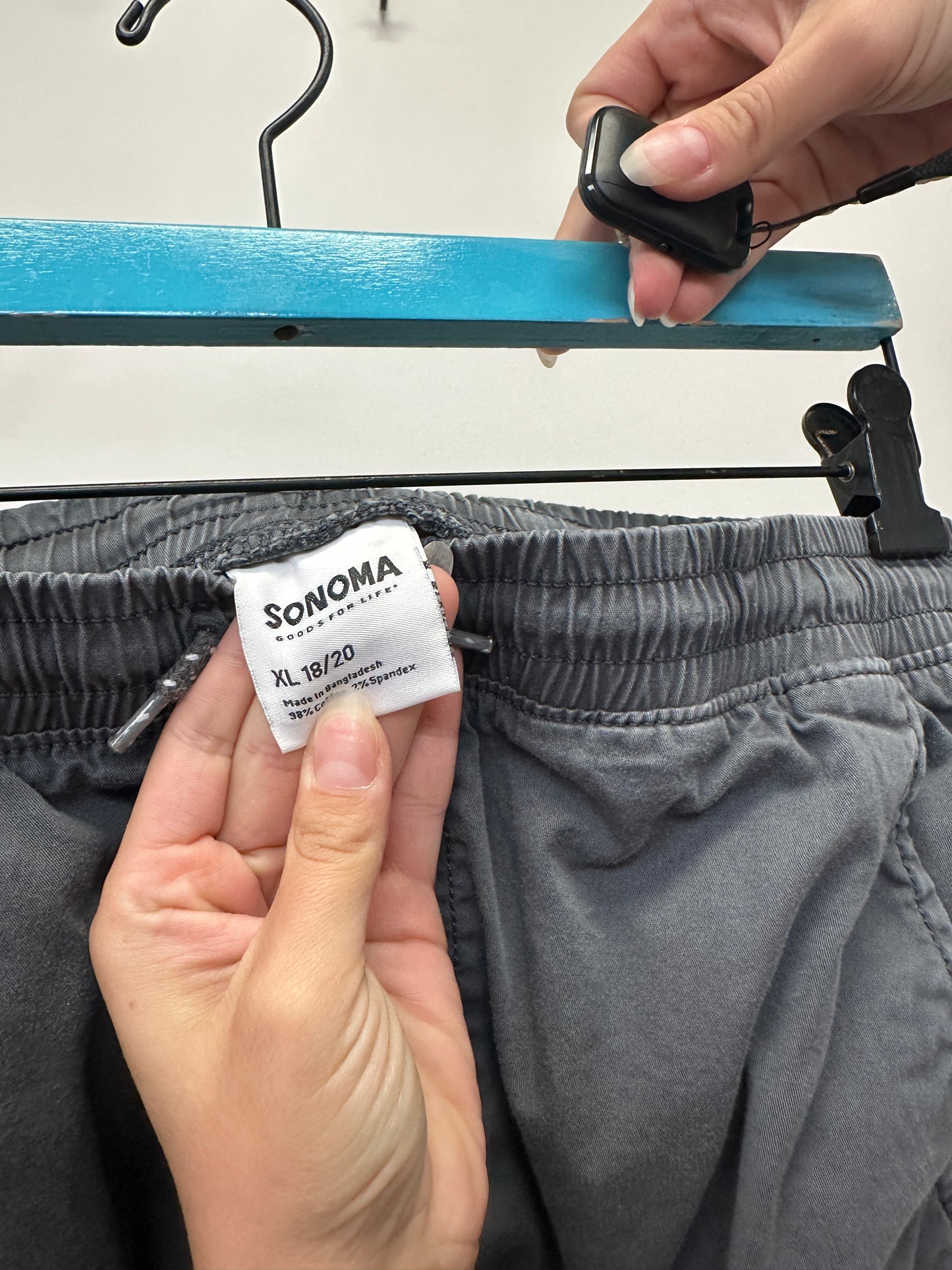 Sonoma Gray Cargo Jogger Pants