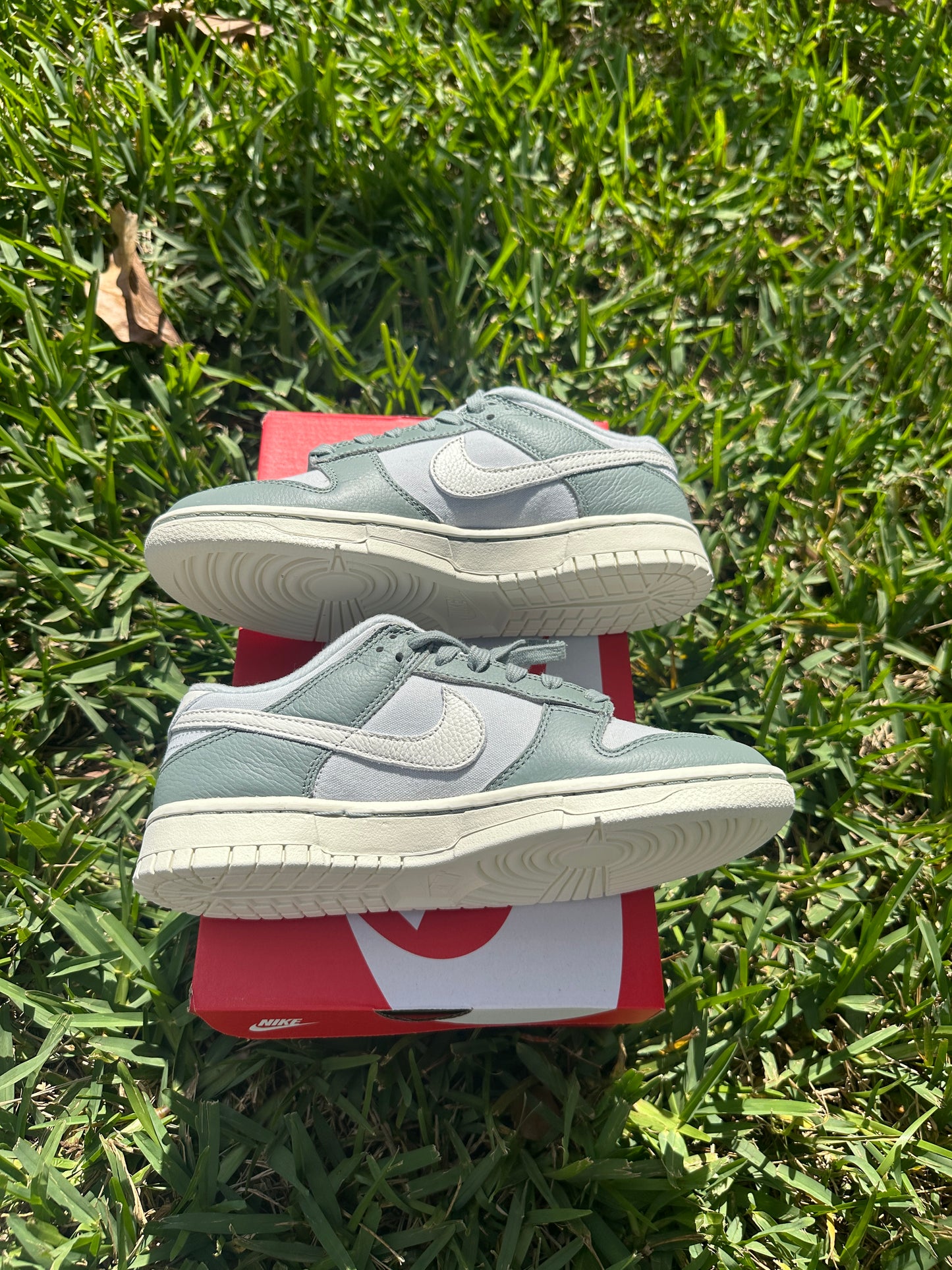 Nike Dunk Low Mica Green
