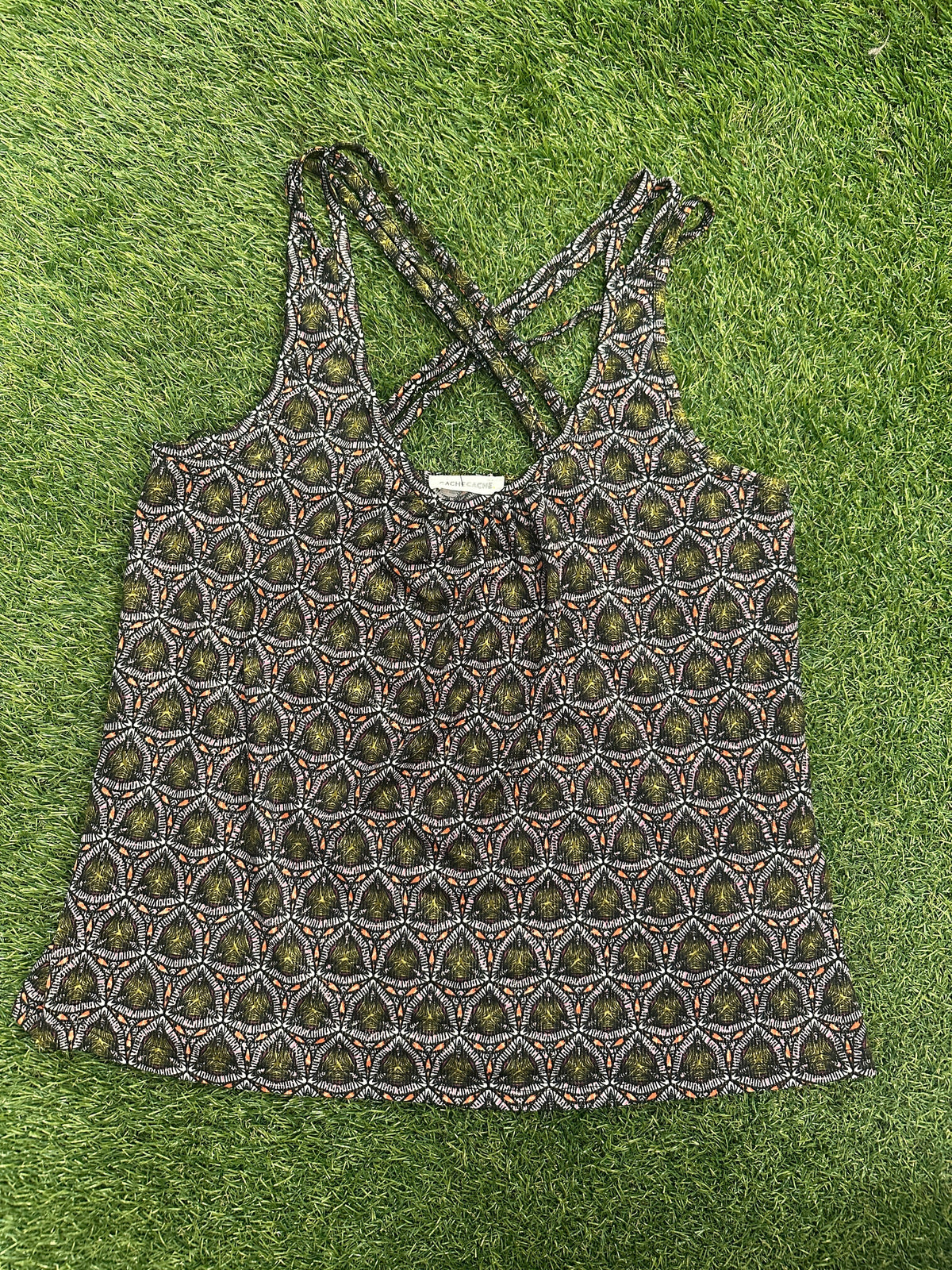 Green/Orange CacheCache Top