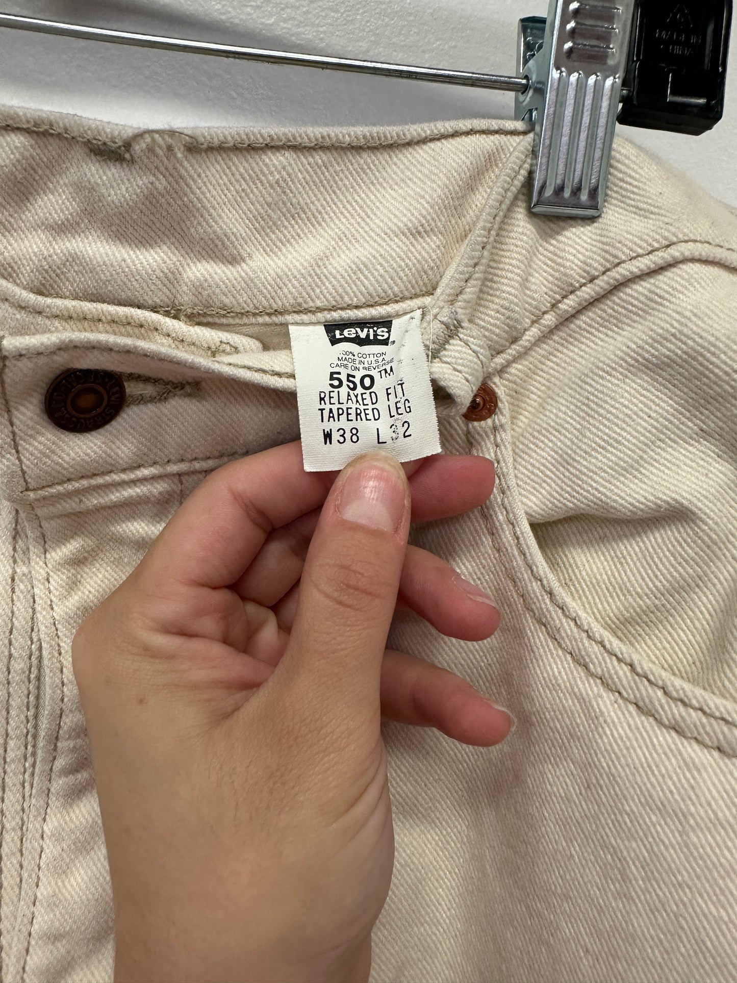 Levi Beige 550 Jeans