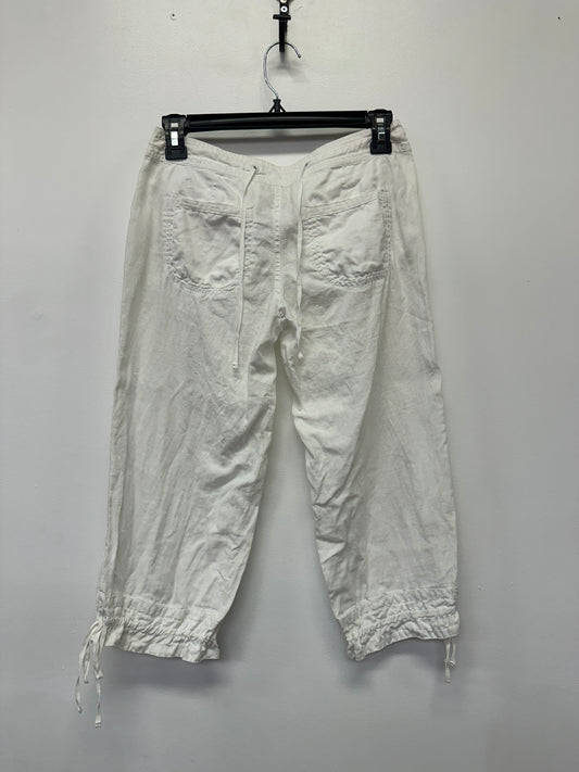 Guess White Capri Pants
