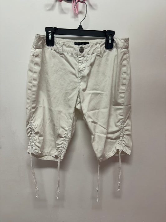 Dots White Capris