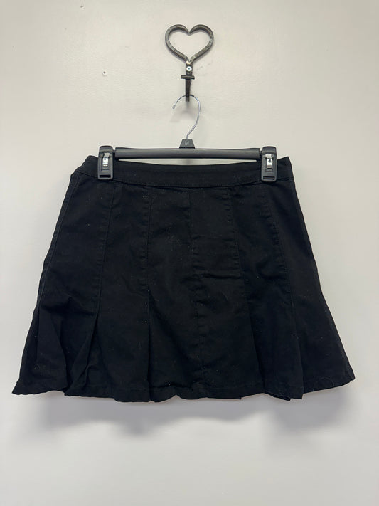 Black Pleated Mini Skirt Size 7